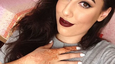 Фото, после которых ты побежишь за темной помадой