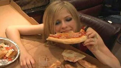 Падають зірки: безглузді фото п'яних знаменитостей