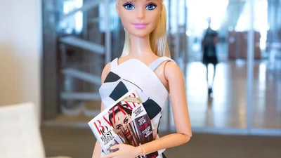 Барбі стала найпопулярнішим блогером в Instagram