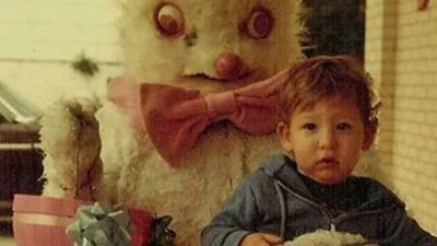 Моторошні іграшки: кролики смішать і лякають одночасно