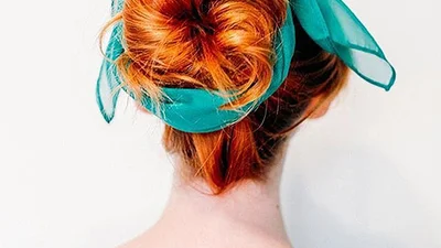 19 интересных решений: как носить шелковый шарфик