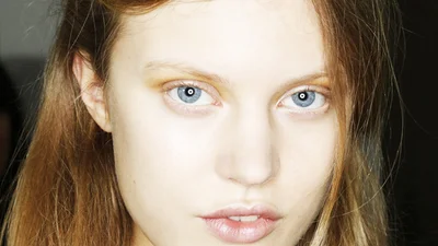 Из чистого золота: в моде золотые тени