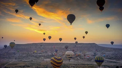 Вперед и вверх: удивительный парад воздушных шаров в Каппадокии