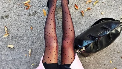 Как девочка: 33 крутых образа с колготками