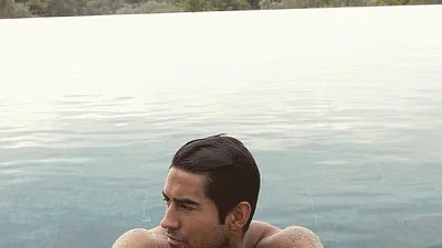 Пальчики оближеш: найкрасивіший мандрівник в Інстаграмі