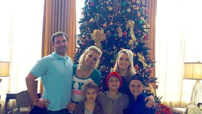 Бритни Спирс наслаждается праздником с семьей