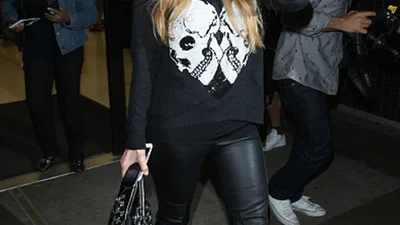 Уличный стиль звезд: как селебритиз одеваются в жизни