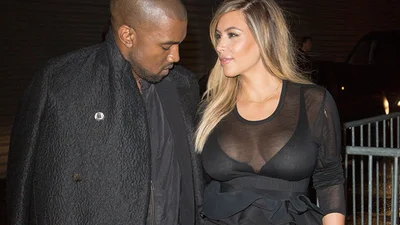 17 раз, когда Канье Уэст пялился на грудь Ким Кардашьян