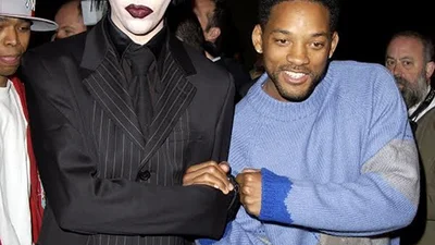 Самые странные фото звезд-друзей, которые вы не видели раньше