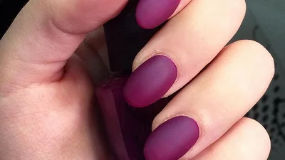 30 крутых и стильных идей для матового маникюра