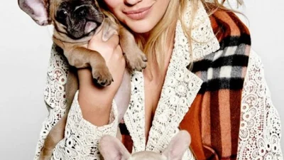 Милашка Кейт Аптон снялась в нежной фотосессии с собачками