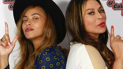 Мама Бейонсе поразила лицом без макияжа