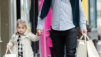 Самые милые моменты Харпер и Дэвида Бекхемов