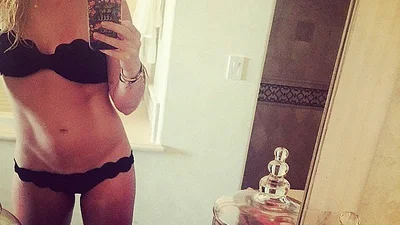 Самые сексуальные селфи звезд 2015