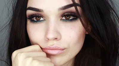 14 ідей яскравого новорічного макіяжу