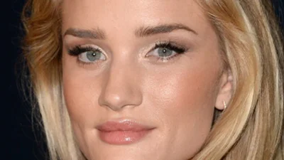 14 раз, когда Рози Хантингтон-Уайтли покоряла нас натуральной красотой