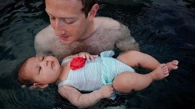 Самые милые фото Марка Цукерберга с ребенком