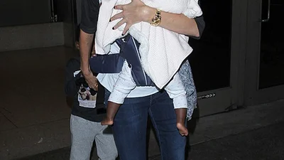 Наряды звезд, которые удивят тебя своей простотой