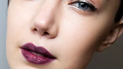 Стрелки: самый актуальный макияж на Неделе моды в Нью-Йорке