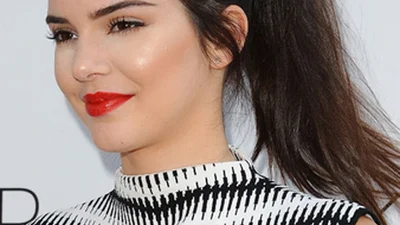 Элегантный хвост: лучшие звездные примеры