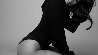 Кайли Дженнер любит хвастаться своей идеальной фигурой