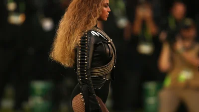 Бруно Марс, Бейонсе и Леди ГаГа: самые крутые выступления на Super Bowl 2016