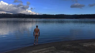 Голый Джастин Бибер поселился на берегу озера