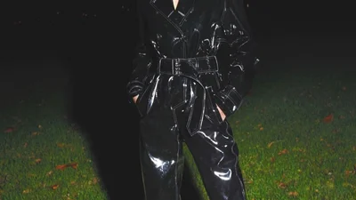 Ирина Шейк поразила новым образом с челкой