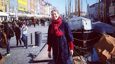 Катя Осадчая гуляет по Дании без косметики