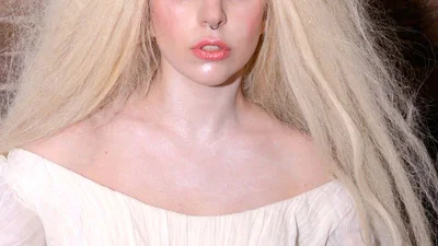 Звездные фейлы в макияже, которые приводят в ужас