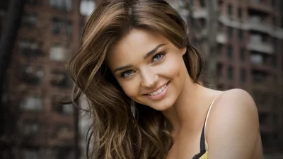 Миранда Керр кардинально сменила прическу