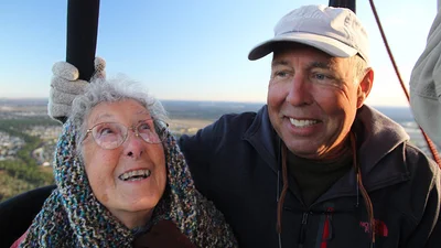 Женщина отправилась путешествовать в 90 лет