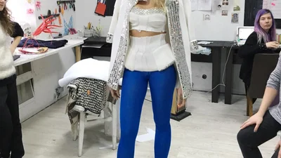 Оля Полякова и ее модные наряды