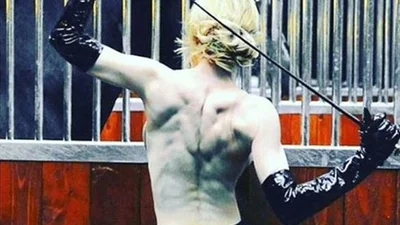 Общественность осудила Мадонну за развратные снимки