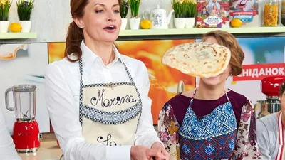 Марина Порошенко поделилась рецептом идеальных блинов