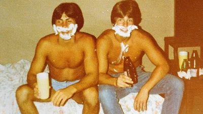 Том Круз показал редкие снимки и свою первую любовь