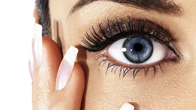 Прості способи зняти нарощені вії в домашніх умовах
