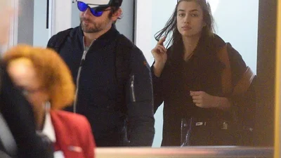 Перше селфі Ірини Шейк, її грудей та Бредлі Купера