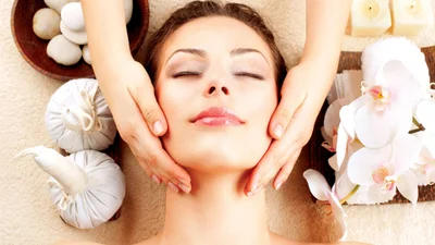 Відео дня: ліфтинг-масаж для обличчя, що продовжує молодість