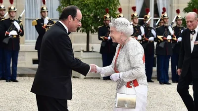 Все про сумочки королеви Єлизавети