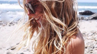 Швидкий спосіб зробити пляжні локони вирівнювачем