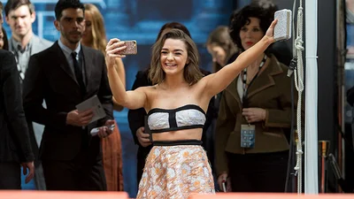 Довгоочікувана прем'єра "Гри Престолів" зібрала зірок на червоній доріжці