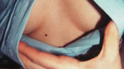 10 доказів того, що маленькі груди круті