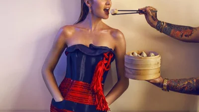 Вагітна Кендіс Свейнпол знялась в оригінальній фотосесії