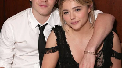 Бруклін Бекхем та Хлоя Морец вперше з'явились разом на офіційному заході