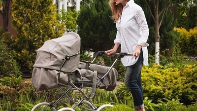 Ольга Фреймут охрестила сина і розсекретила ім'я батька