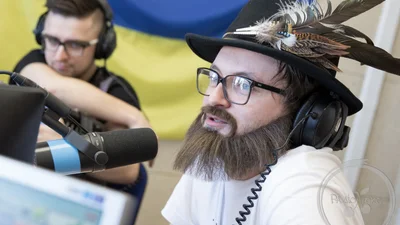 Смішний DziDzio пробує повторити скоромовки на камеру