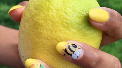 Яскраві ідеї літнього манікюру