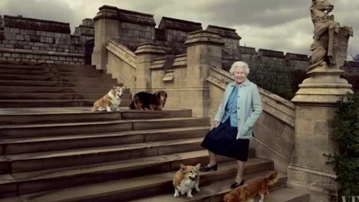 Єлизавета II і її коргі знялись для відомого глянцю