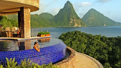 Мрія інтроверта: усамітнені готелі, де захочеться відпочити кожному